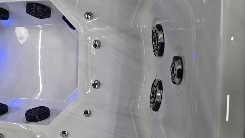 Переливной СПА бассейн Joyee Lucerne Spa 257х219х105 см (рис.1)